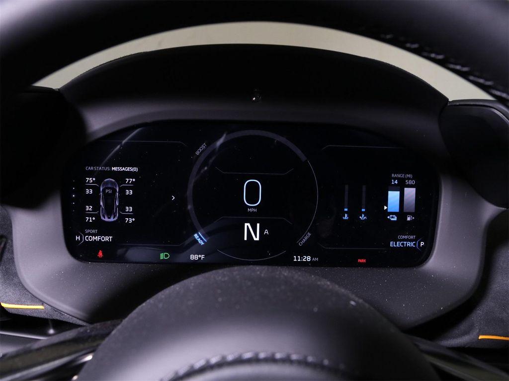 new 2025 McLaren Artura car, priced at $314,908