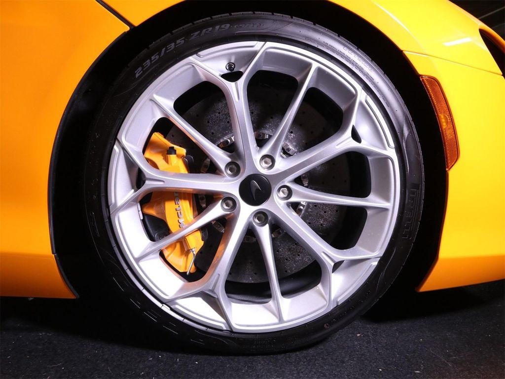 new 2025 McLaren Artura car, priced at $314,908