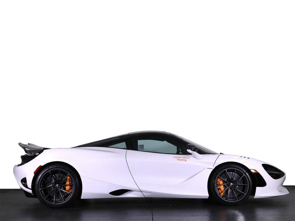 new 2025 McLaren 750S car, priced at $400,720