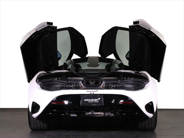 new 2025 McLaren 750S car