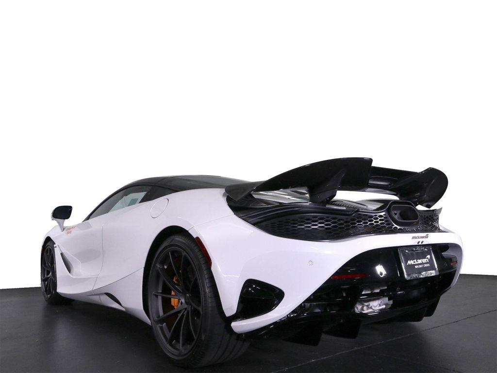new 2025 McLaren 750S car, priced at $400,720