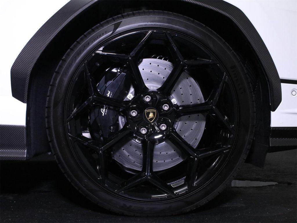 used 2023 Lamborghini Urus car, priced at $324,950