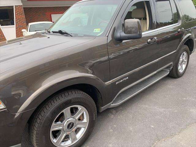 used 2005 Lincoln Aviator car, priced at $8,995