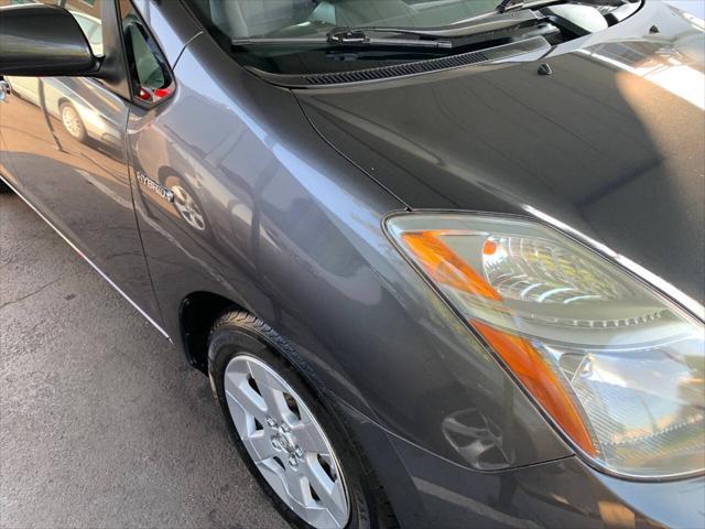 used 2007 Toyota Prius car, priced at $7,995