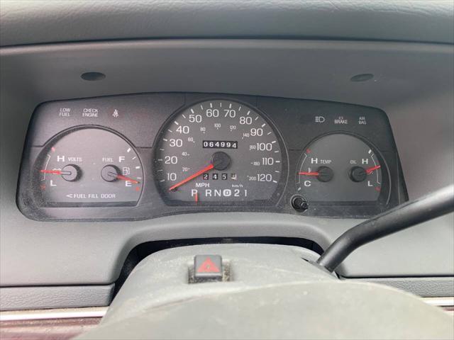 used 2004 Mercury Grand Marquis car, priced at $7,995