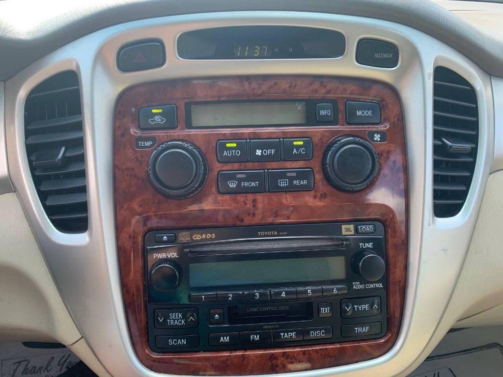 used 2006 Toyota Highlander car, priced at $8,495