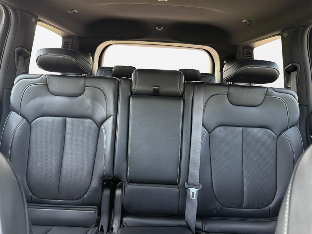used 2021 Jeep Grand Cherokee L car, priced at $39,999