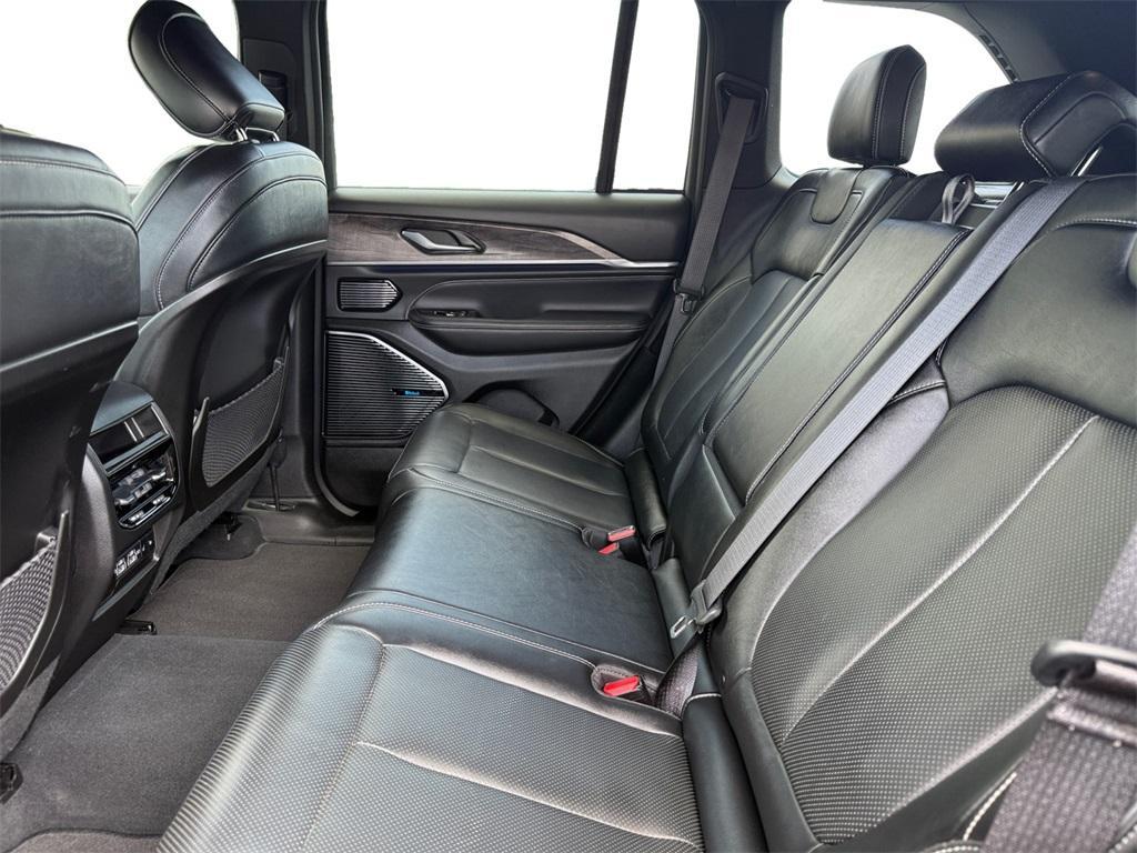 used 2022 Jeep Grand Cherokee car, priced at $38,999