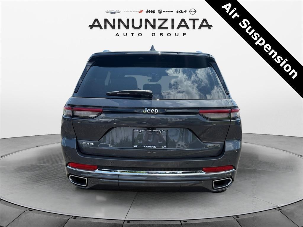 used 2022 Jeep Grand Cherokee car, priced at $38,999