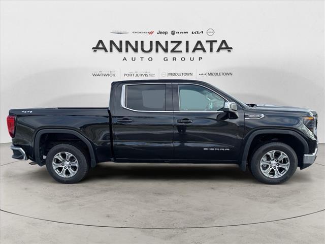 used 2022 GMC Sierra 1500 car, priced at $38,999