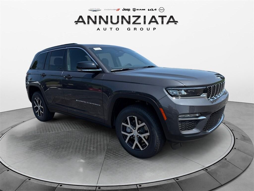 new 2025 Jeep Grand Cherokee car, priced at $44,260