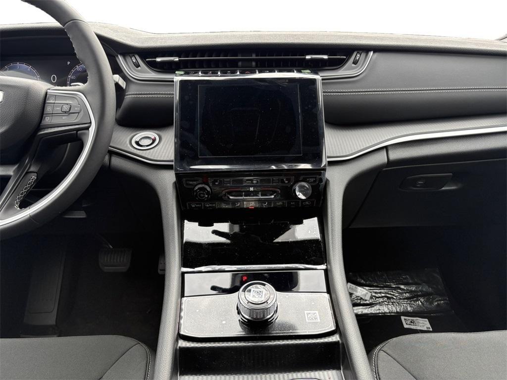 new 2025 Jeep Grand Cherokee L car, priced at $43,420