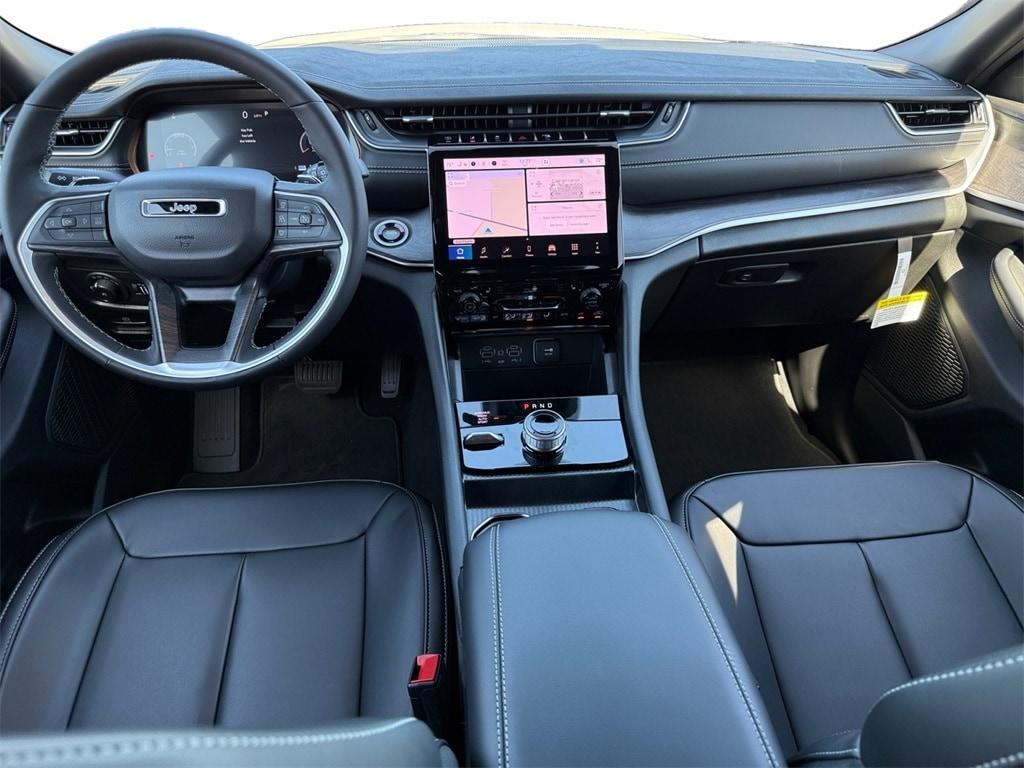 new 2025 Jeep Grand Cherokee L car, priced at $51,660