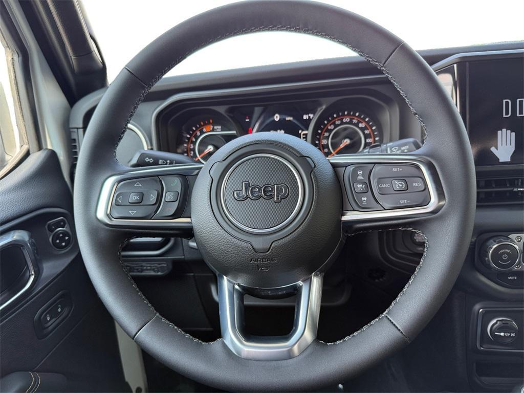 new 2025 Jeep Wrangler car, priced at $61,815