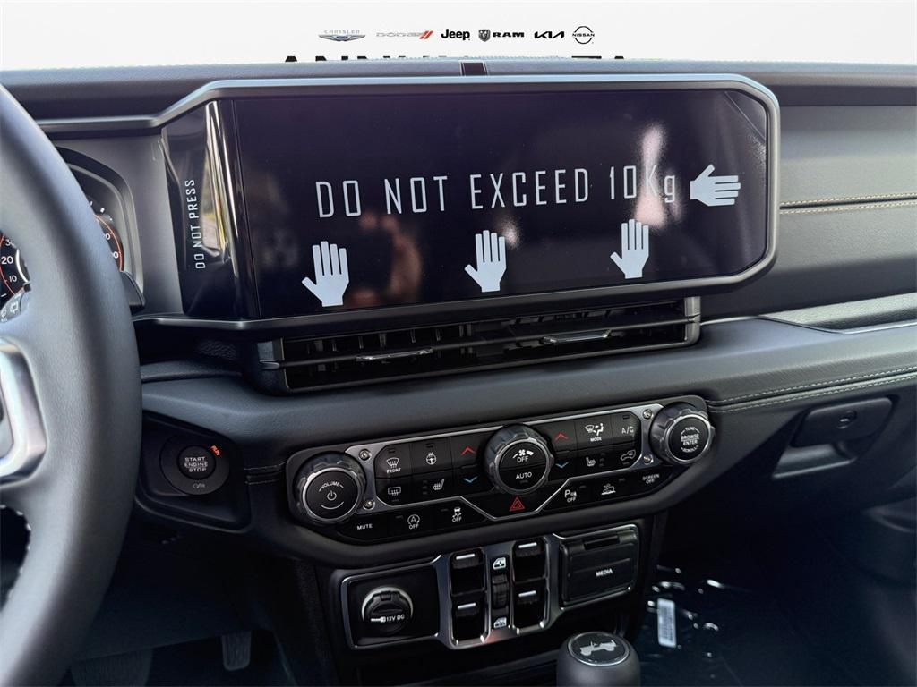 new 2025 Jeep Wrangler car, priced at $61,815