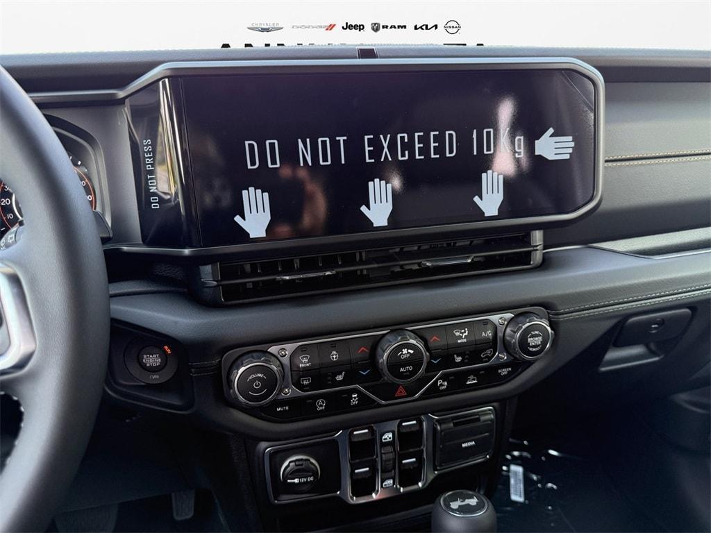 new 2025 Jeep Wrangler car, priced at $59,315
