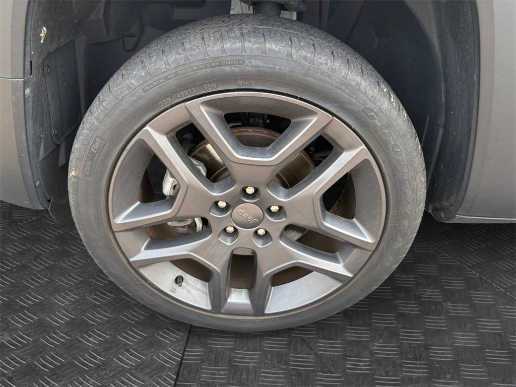used 2021 Jeep Renegade car, priced at $18,999