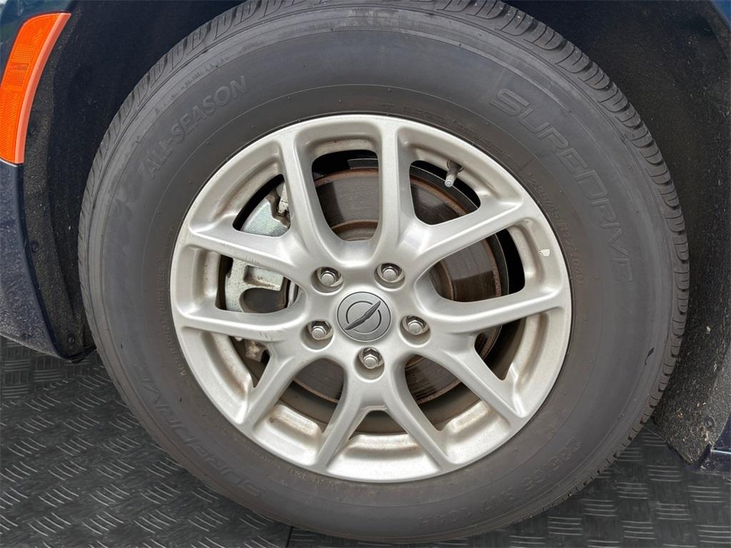 used 2023 Chrysler Pacifica car, priced at $24,299