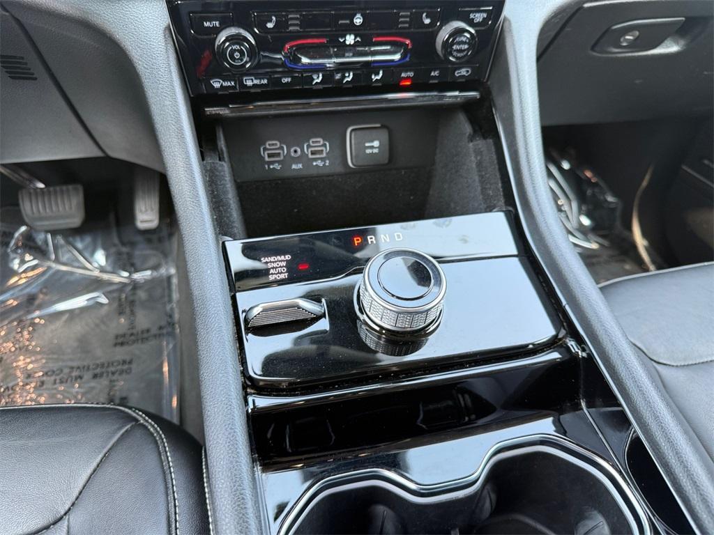 used 2022 Jeep Grand Cherokee car, priced at $32,899