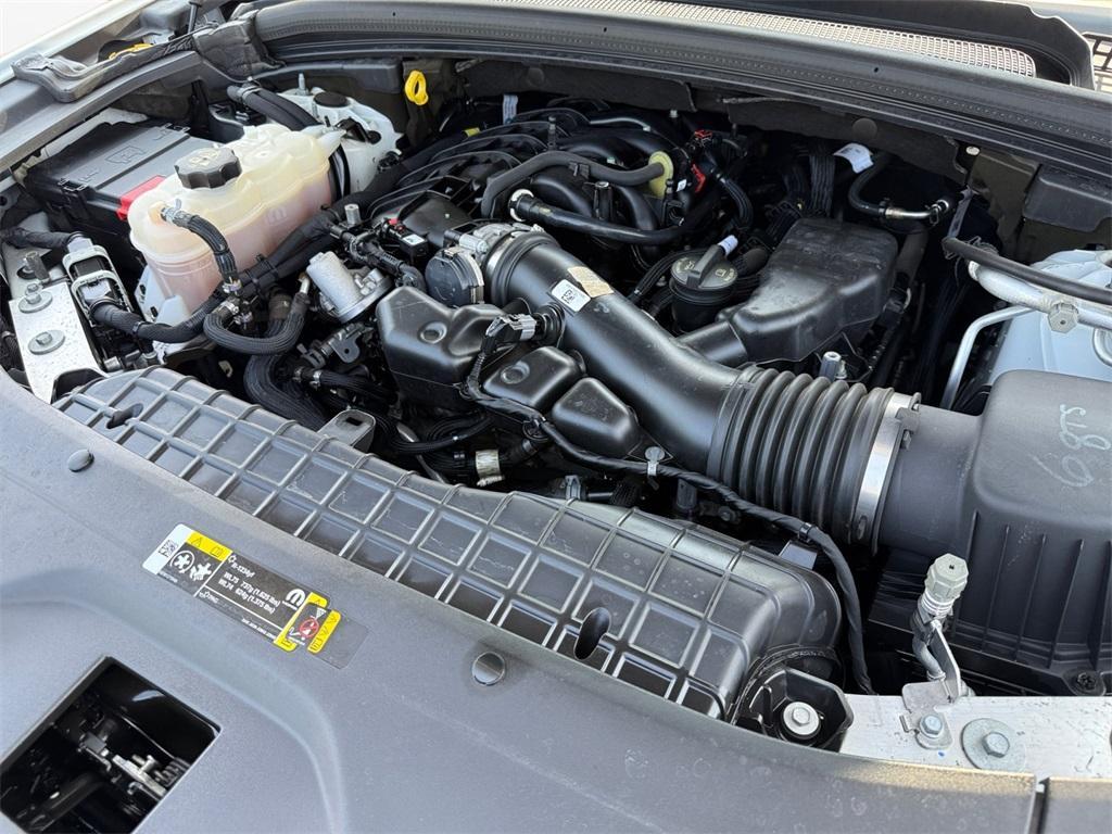 used 2022 Jeep Grand Cherokee car, priced at $32,899