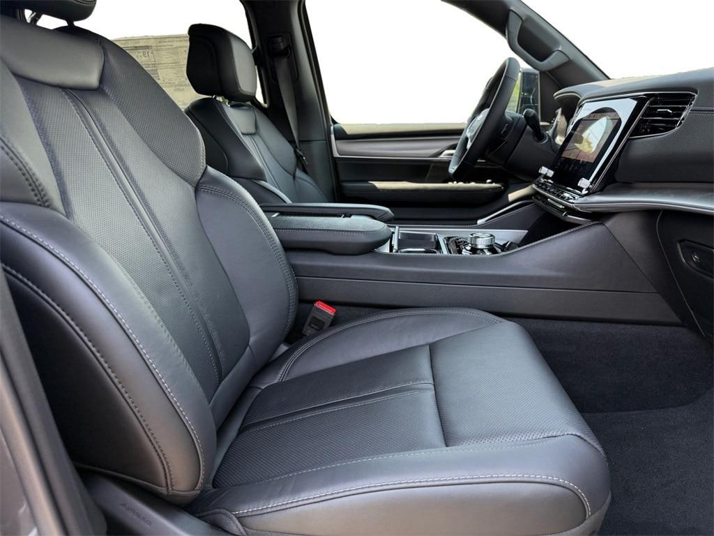 new 2025 Jeep Wagoneer car, priced at $75,530