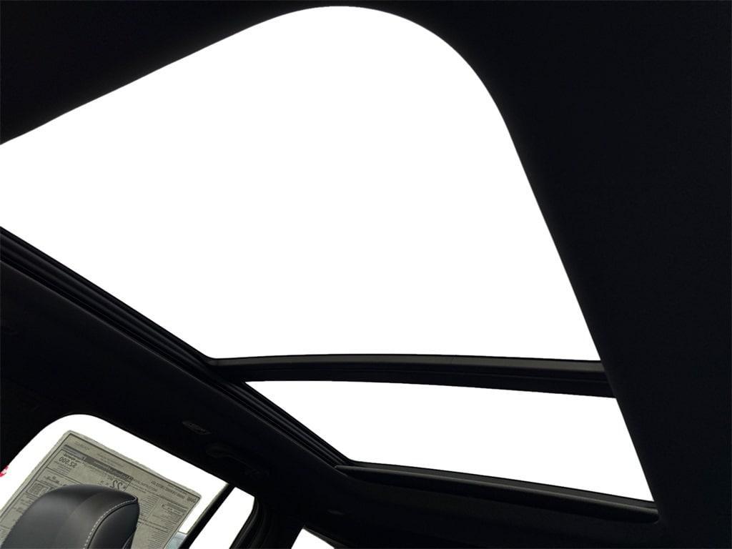 new 2025 Jeep Grand Cherokee car, priced at $49,310