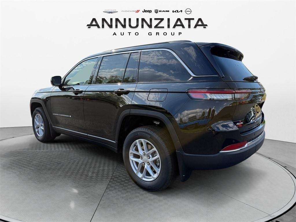 new 2025 Jeep Grand Cherokee car, priced at $41,095