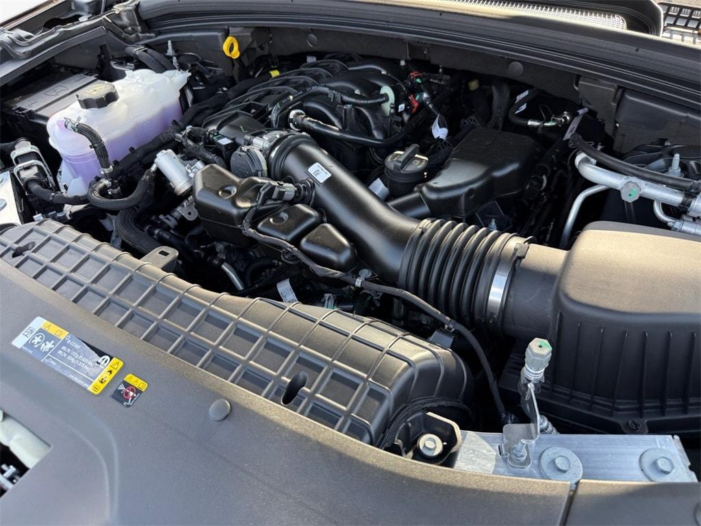 new 2025 Jeep Grand Cherokee car, priced at $41,095