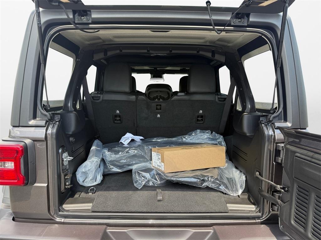 new 2025 Jeep Wrangler car, priced at $63,143