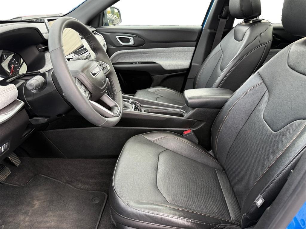 used 2023 Jeep Compass car, priced at $24,999