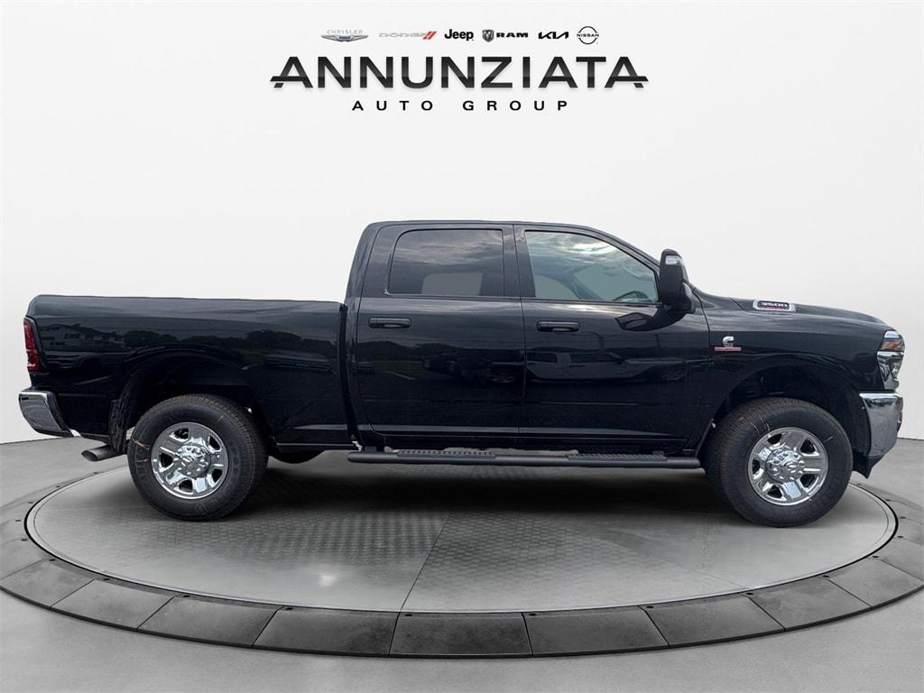 new 2025 Ram 3500 car, priced at $72,660