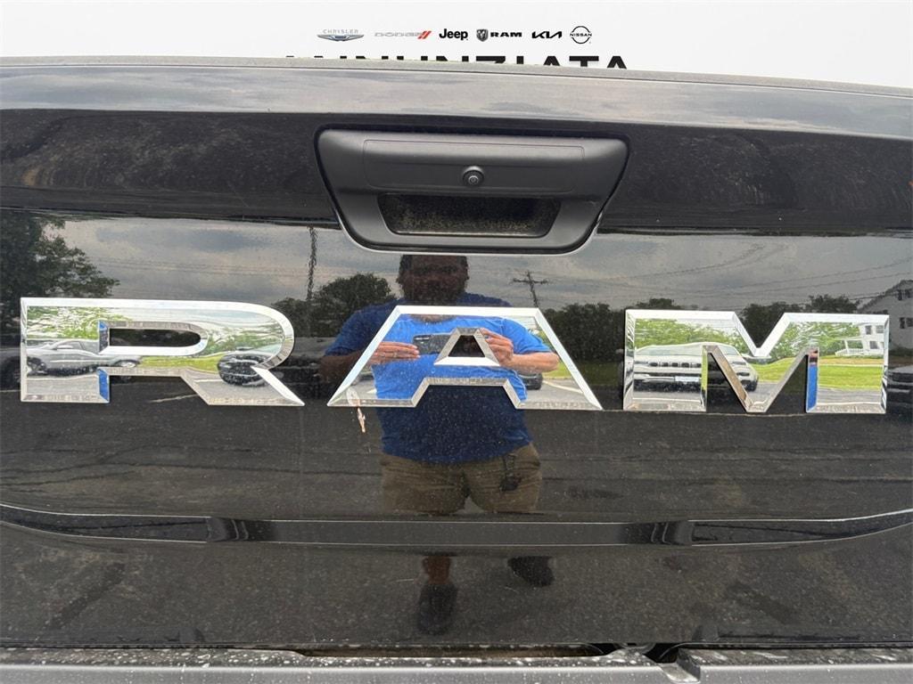 new 2025 Ram 3500 car, priced at $72,660