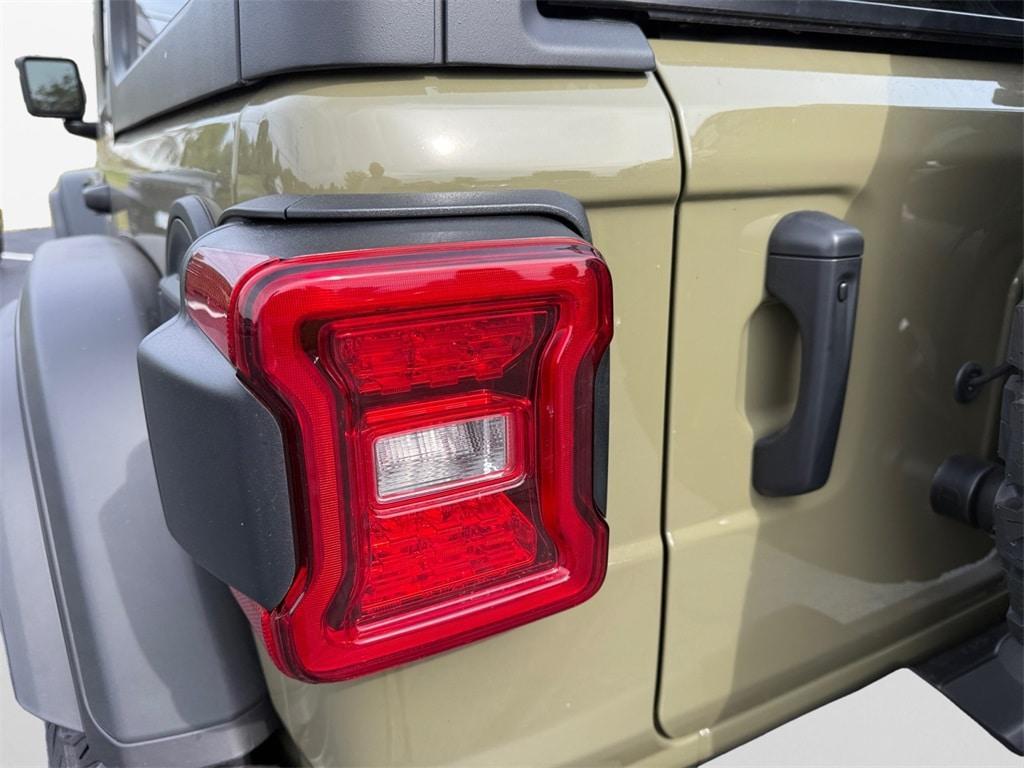 new 2025 Jeep Wrangler car, priced at $68,675