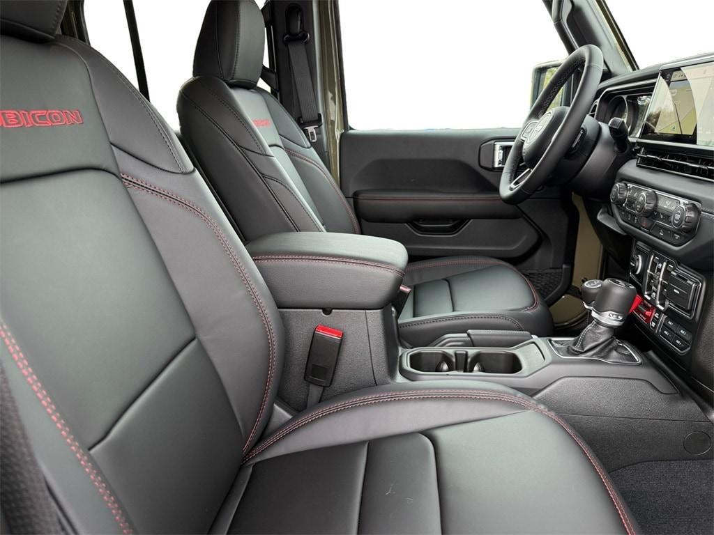 new 2025 Jeep Wrangler car, priced at $68,675