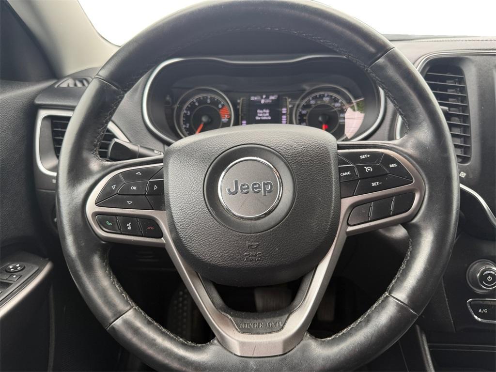 used 2019 Jeep Cherokee car, priced at $15,500