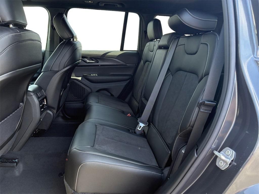 new 2025 Jeep Grand Cherokee car, priced at $43,710