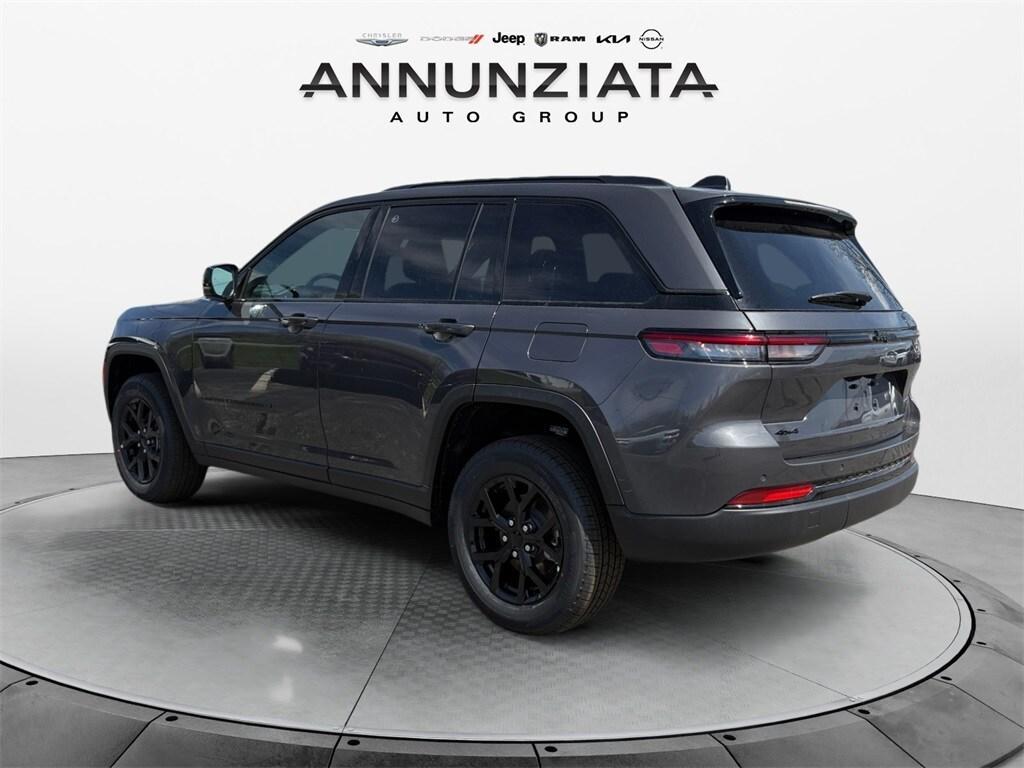 new 2025 Jeep Grand Cherokee car, priced at $43,710