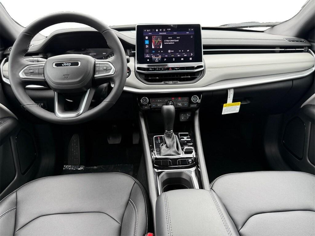 new 2025 Jeep Compass car, priced at $32,648