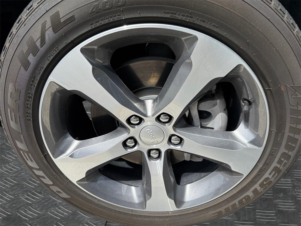used 2022 Jeep Grand Cherokee L car, priced at $33,599