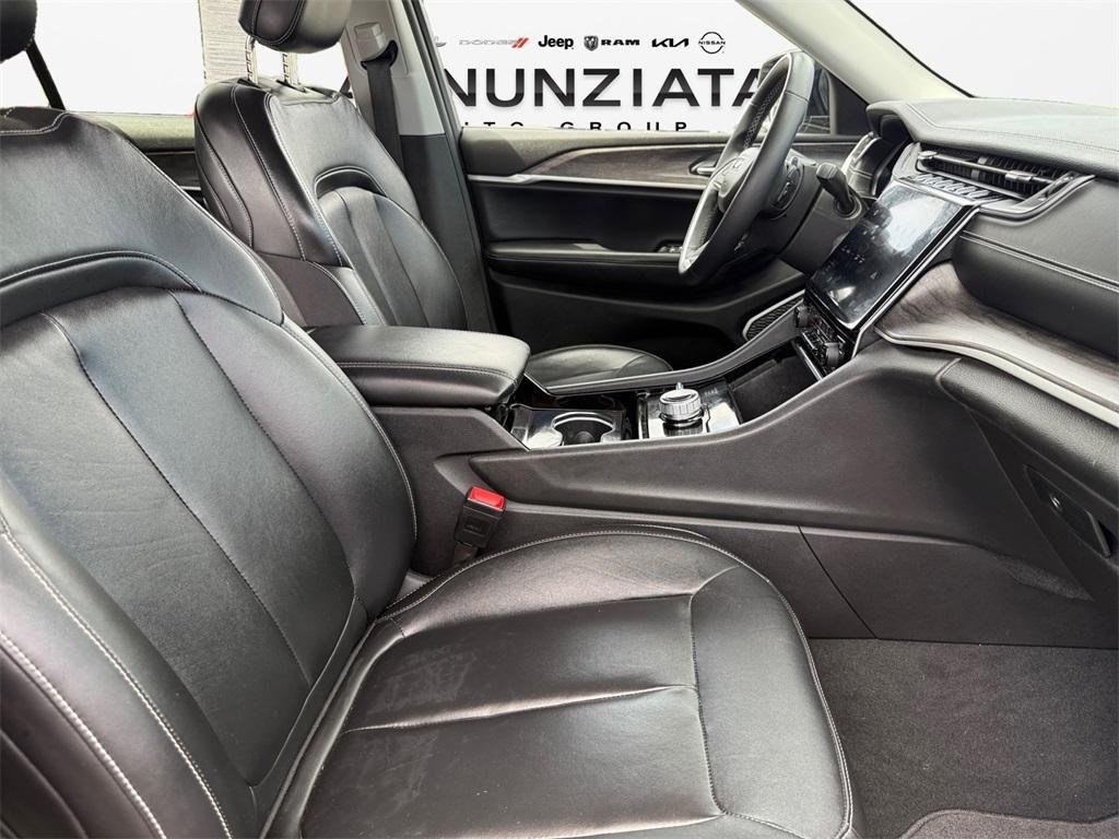 used 2022 Jeep Grand Cherokee L car, priced at $33,599