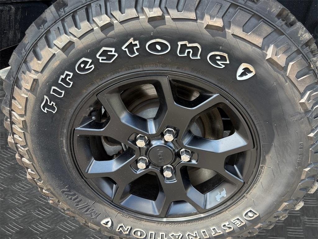 used 2021 Jeep Wrangler Unlimited car, priced at $33,999