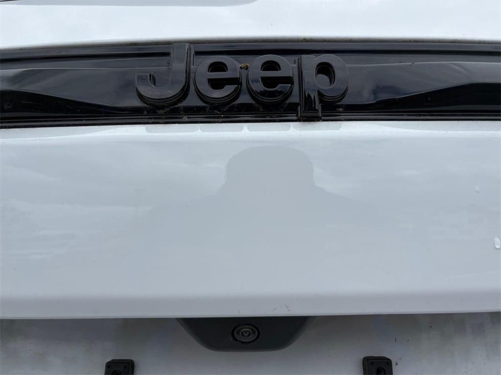new 2025 Jeep Grand Cherokee car, priced at $49,526