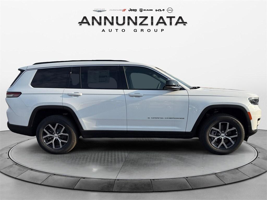 new 2024 Jeep Grand Cherokee L car, priced at $54,315