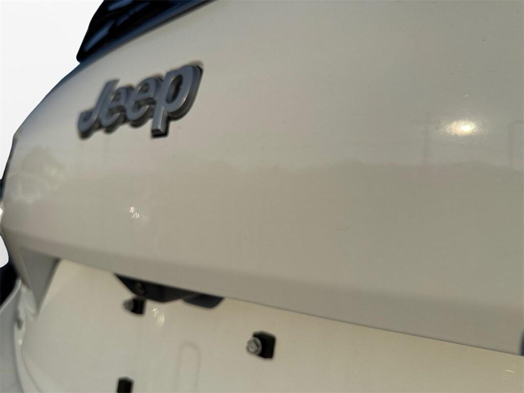 new 2024 Jeep Grand Cherokee L car, priced at $54,315