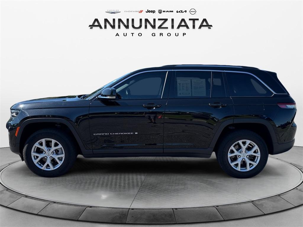 used 2022 Jeep Grand Cherokee car, priced at $34,499