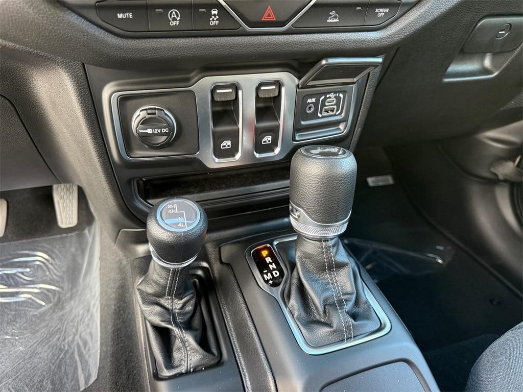 new 2026 Jeep Wrangler car, priced at $38,075