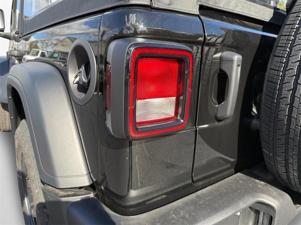 new 2026 Jeep Wrangler car, priced at $38,075
