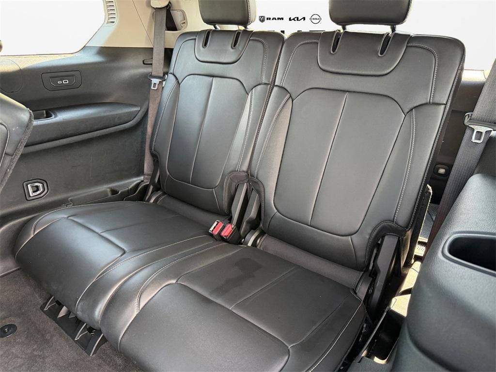 used 2022 Jeep Grand Cherokee L car, priced at $33,999