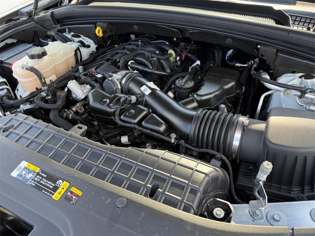 used 2022 Jeep Grand Cherokee L car, priced at $33,999