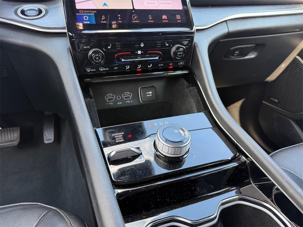 used 2022 Jeep Grand Cherokee L car, priced at $33,999